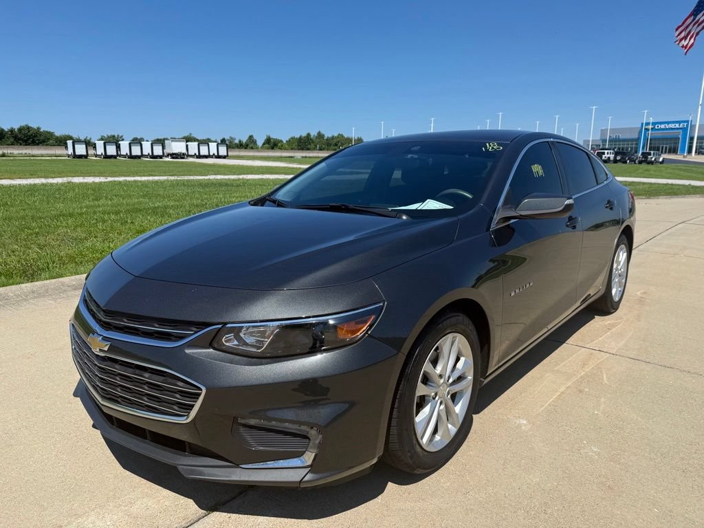 Used 2018 Chevrolet Malibu LT FWD image 10