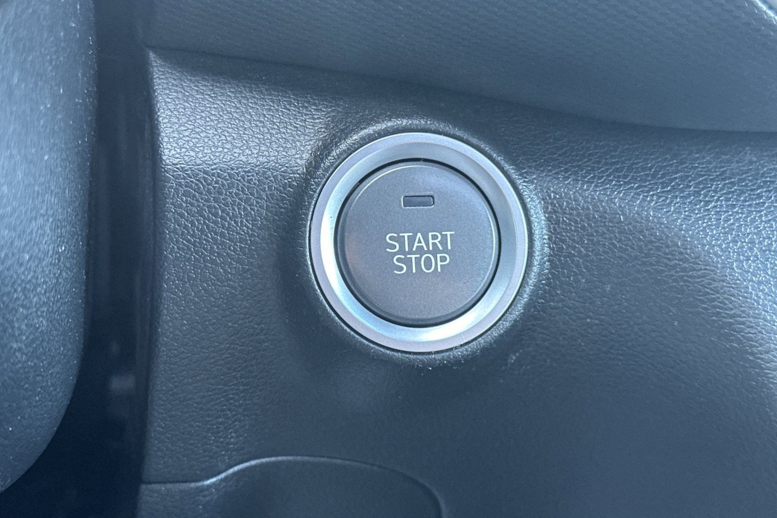 Used 2023 Hyundai Kona Limited w/ Cargo Package image 30