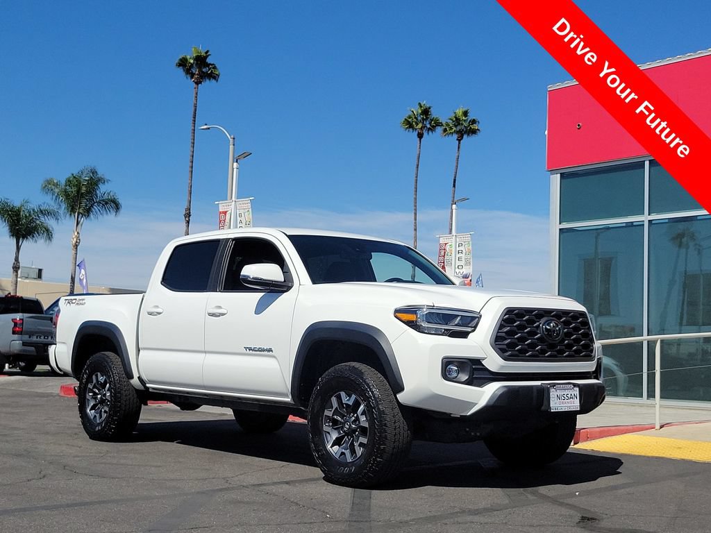 Used 2023 Toyota Tacoma TRD Off-Road w/ Technology Package RWD image 35