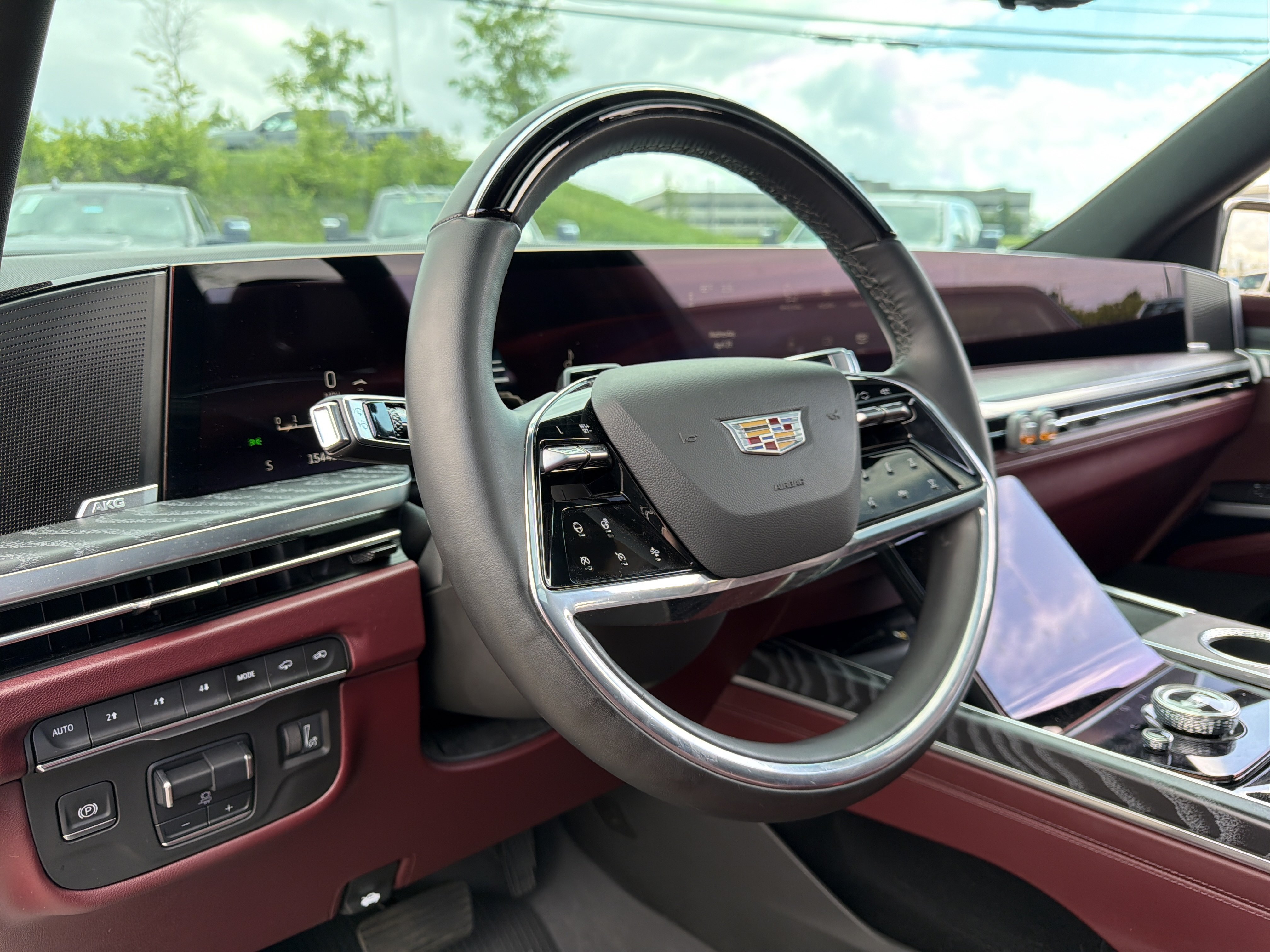 Used 2025 Cadillac Escalade Sport w/ Touring Package AWD/4WD image 16