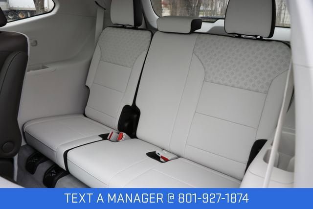 New 2026 GMC Acadia Denali w/ Super Cruise Package image 19