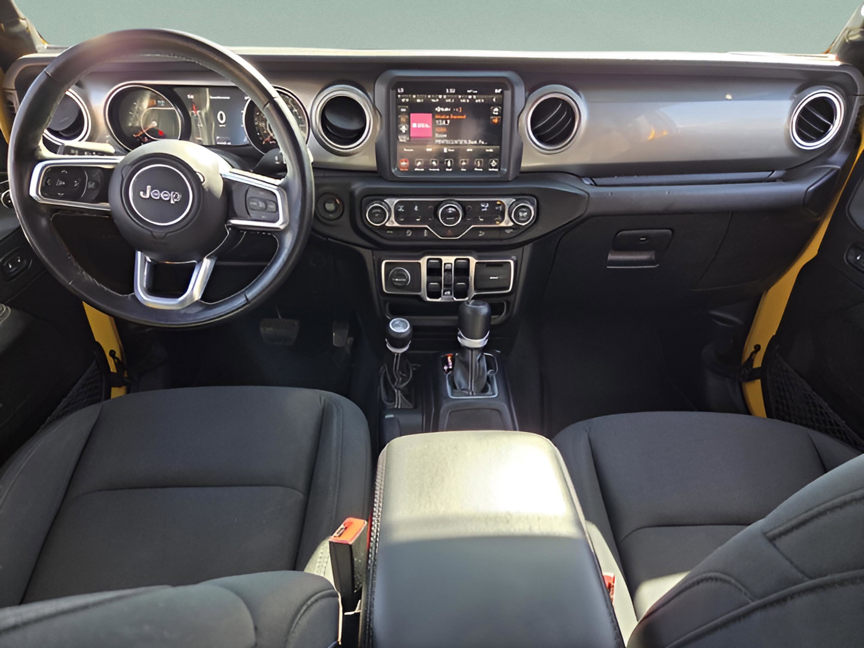 Used 2020 Jeep Wrangler Unlimited Sahara image 11