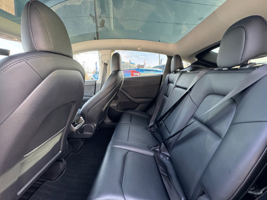 Used 2022 Tesla Model Y Performance image 26