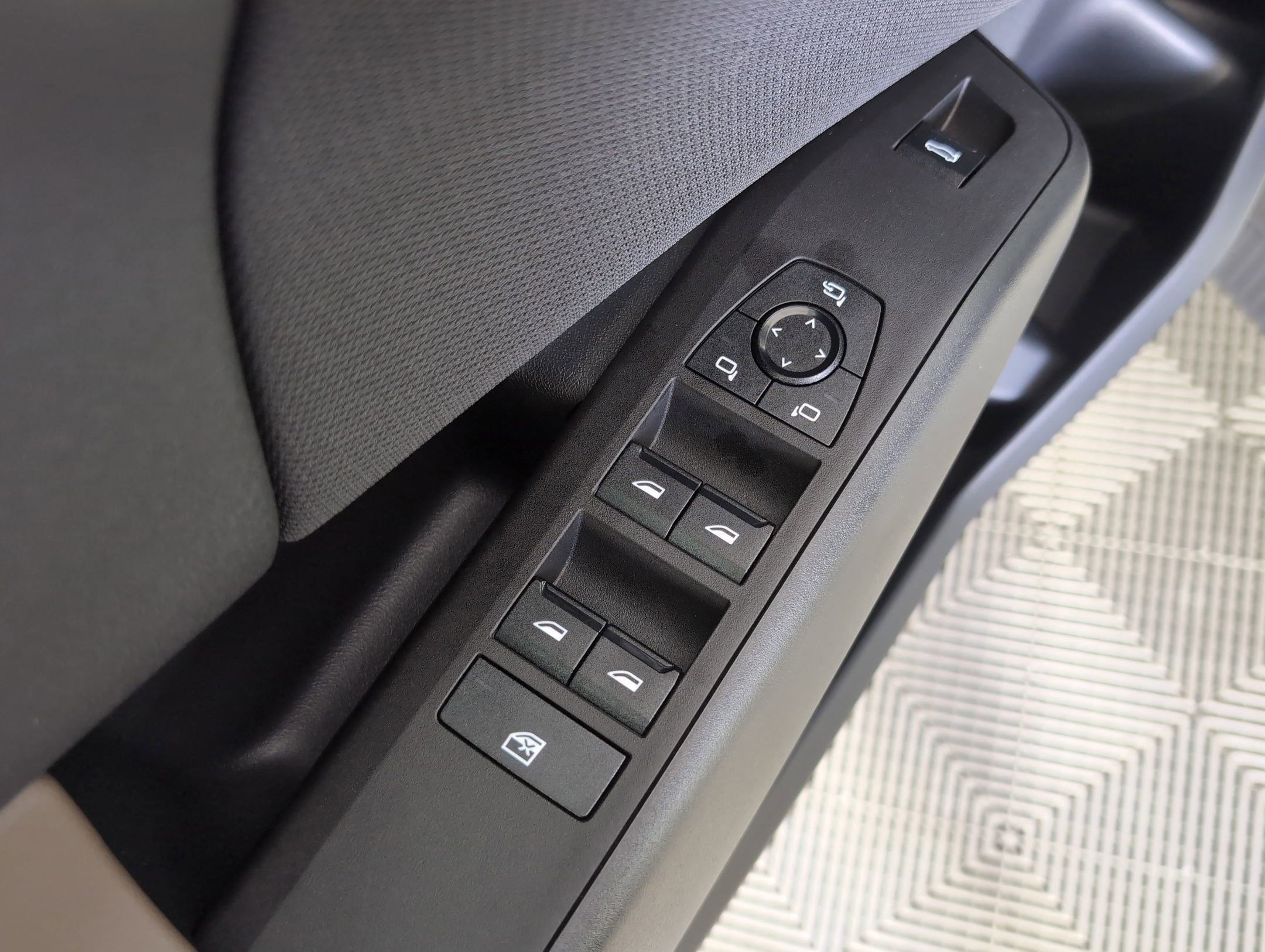 Used 2025 BMW X3 xDrive30i w/ Premium Package image 10