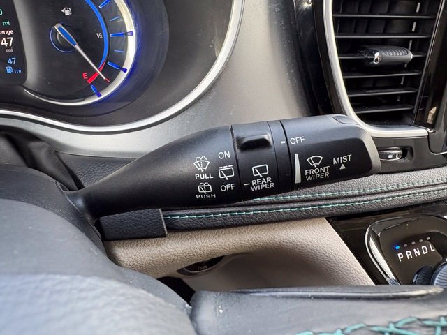 Used 2018 Chrysler Pacifica Limited w/ Advanced Safetytec Group FWD image 37