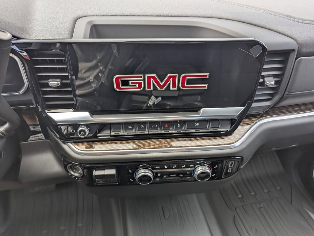 New 2026 GMC Sierra 1500 Elevation image 25