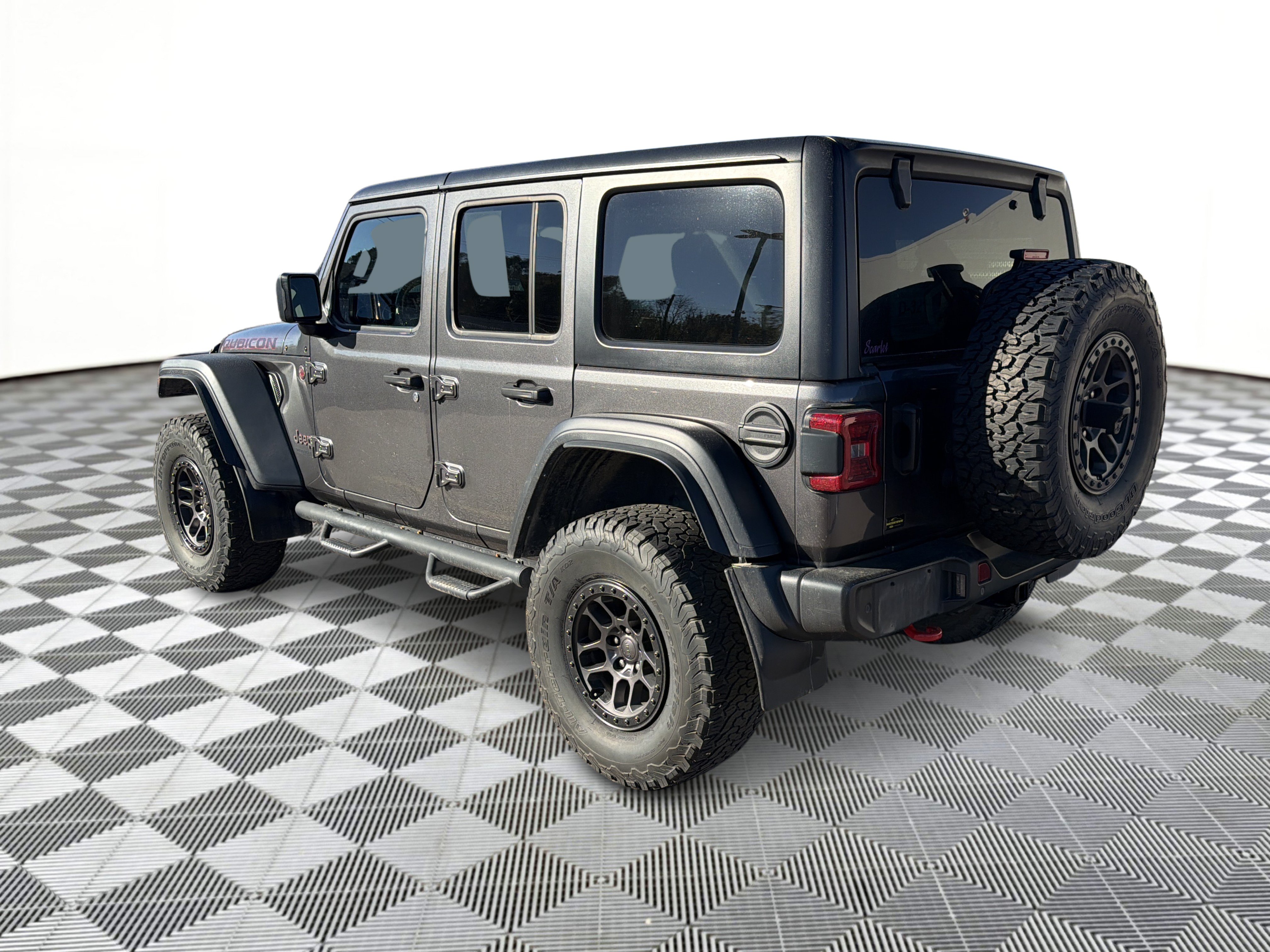 Used 2022 Jeep Wrangler Unlimited Rubicon w/ Xtreme Recon 35" Tire Package AWD/4WD image 3
