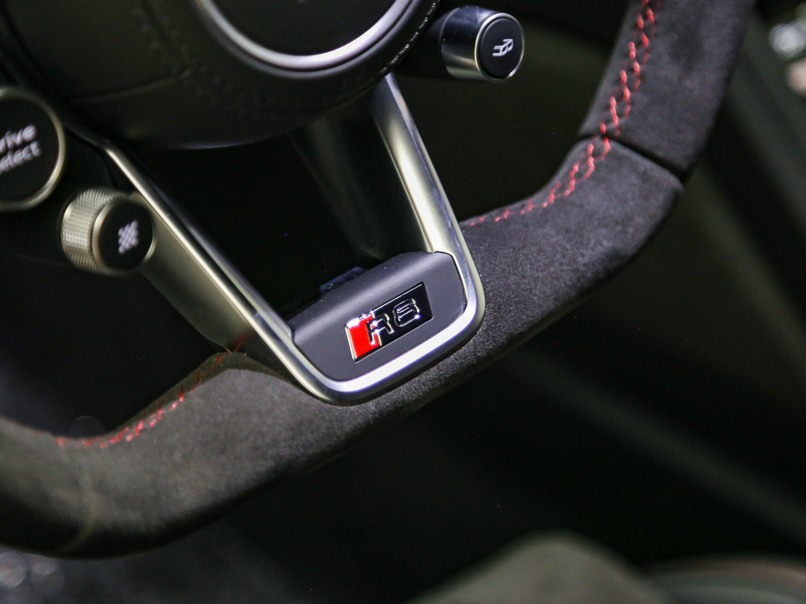 Used 2023 Audi R8 V10 GT RWD image 42