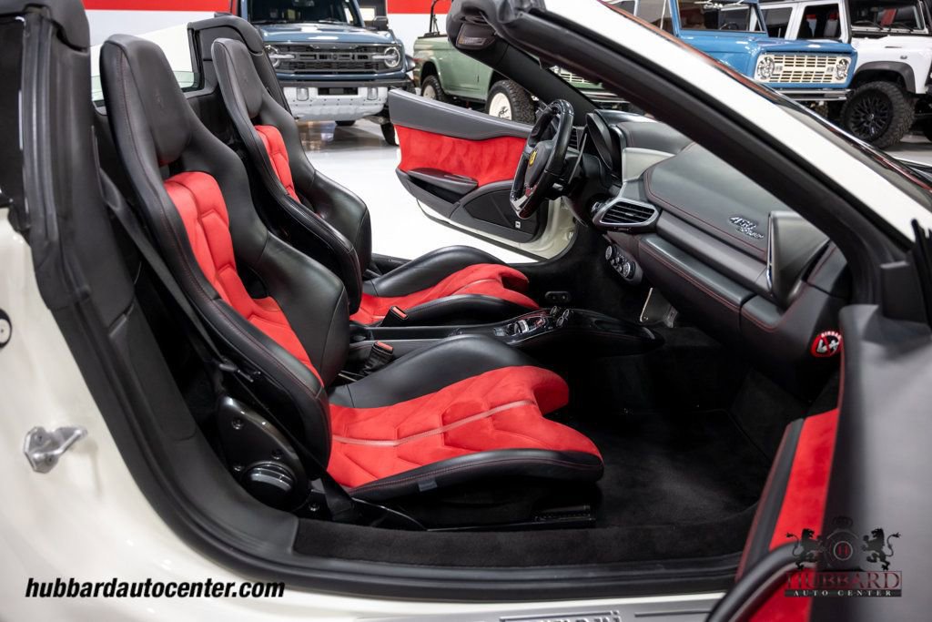 Used 2014 Ferrari 458 Spider RWD image 26