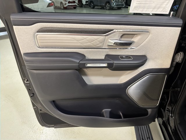 Used 2022 RAM 1500 Limited AWD/4WD image 23