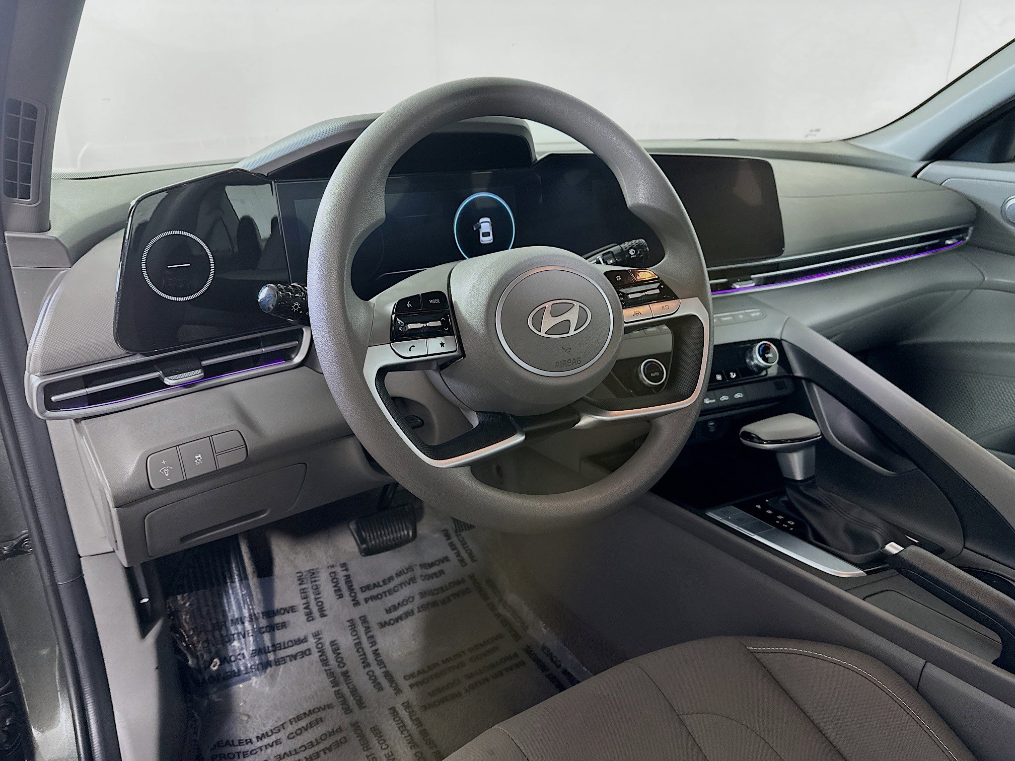 Certified 2024 Hyundai Elantra SEL image 9