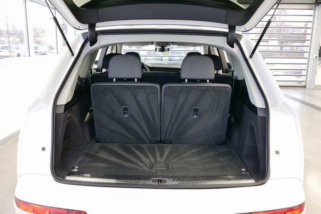 Used 2024 Audi Q7 3.0T Premium Plus image 14