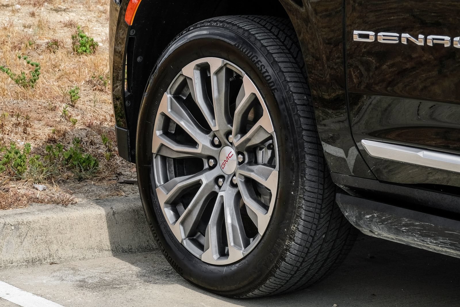 Used 2021 GMC Yukon XL Denali w/ Denali Premium Package RWD image 73
