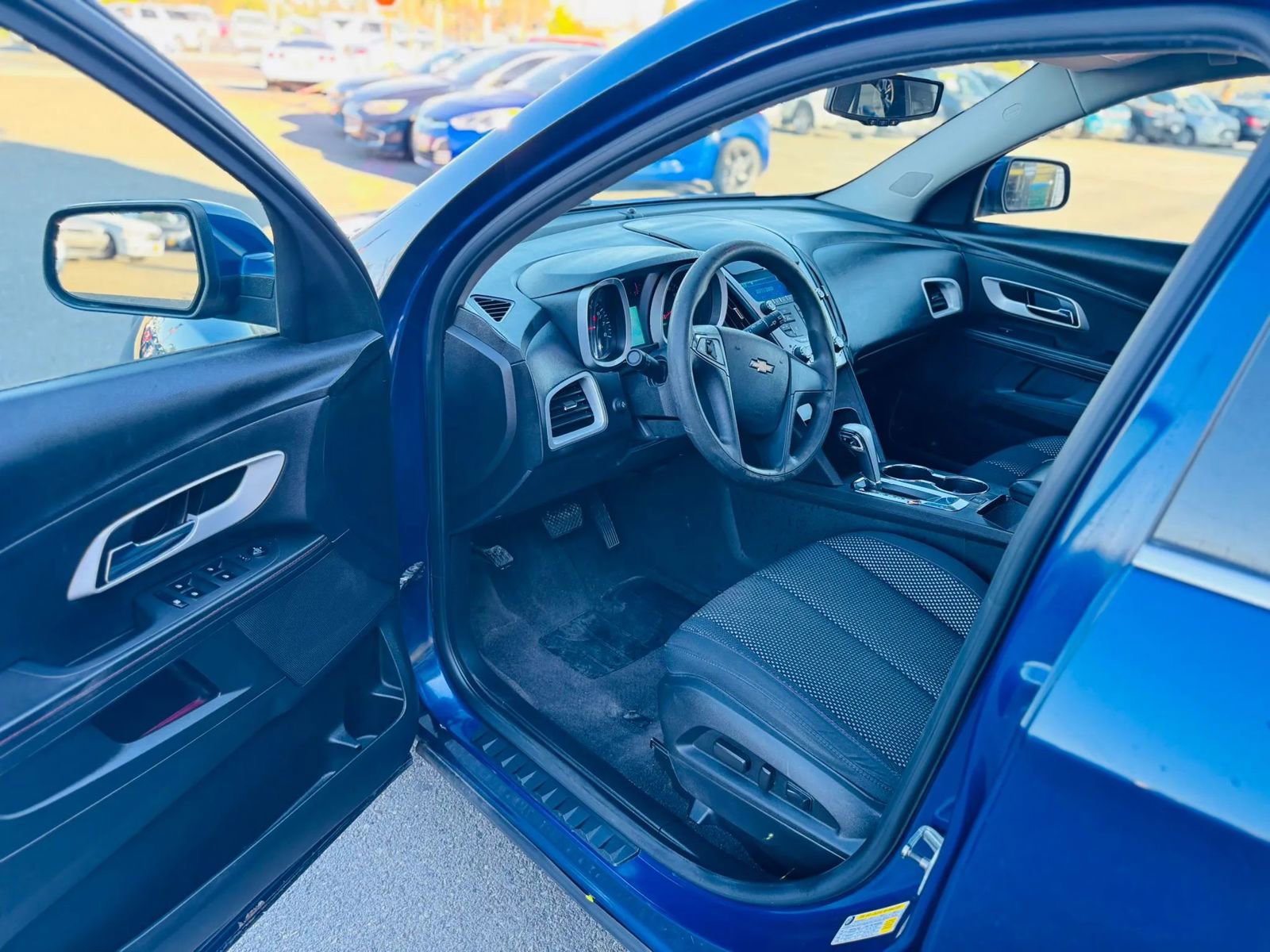 Used 2010 Chevrolet Equinox LT image 9