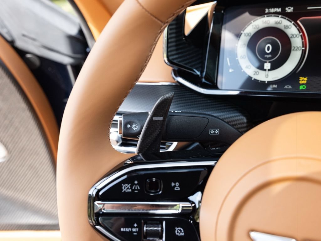 New 2026 Aston Martin Vanquish RWD image 36