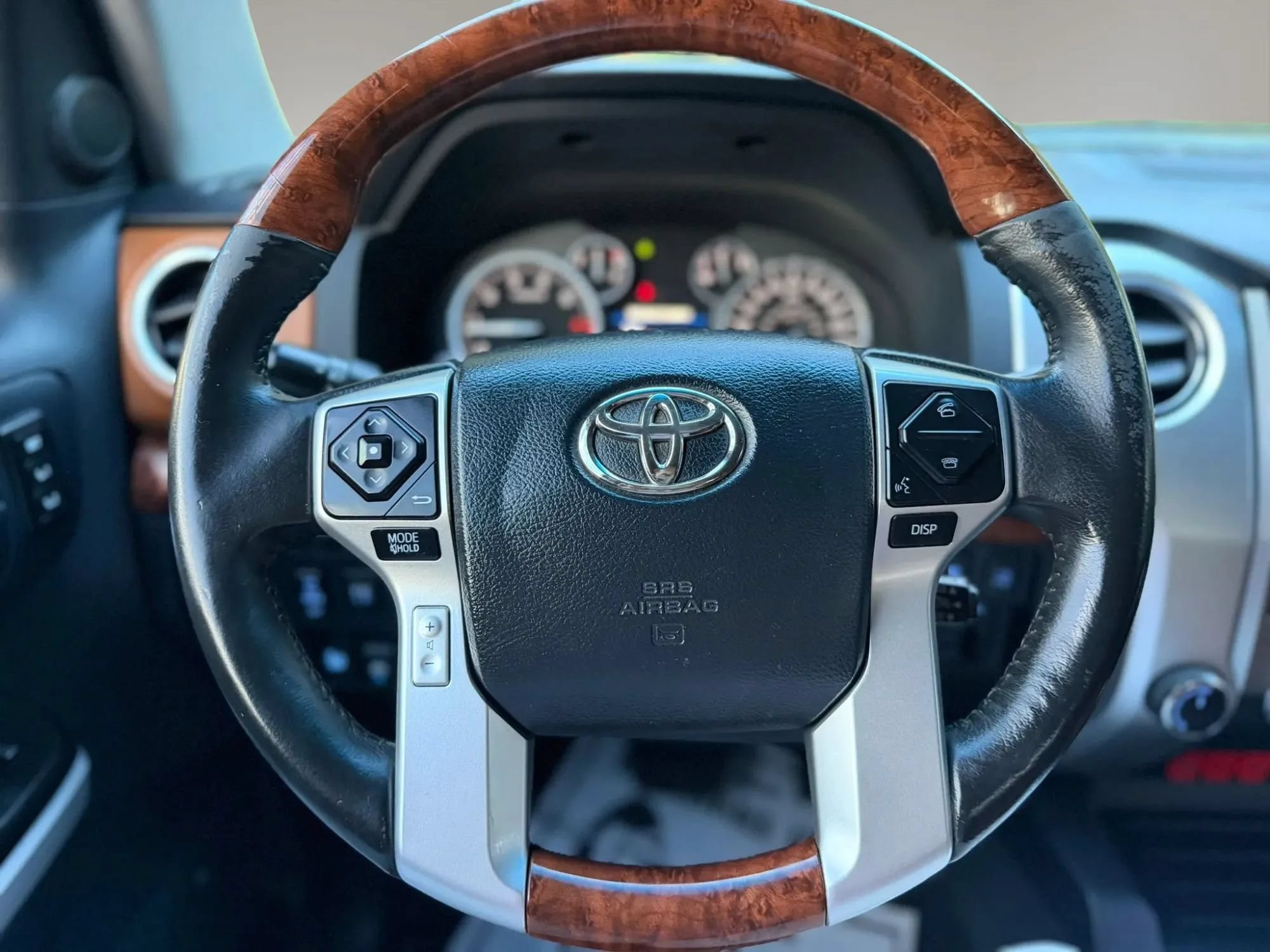 Used 2016 Toyota Tundra 1794 Edition AWD/4WD image 32