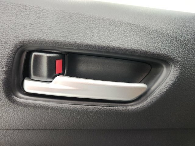 Certified 2026 Toyota Corolla Cross XLE FWD image 34