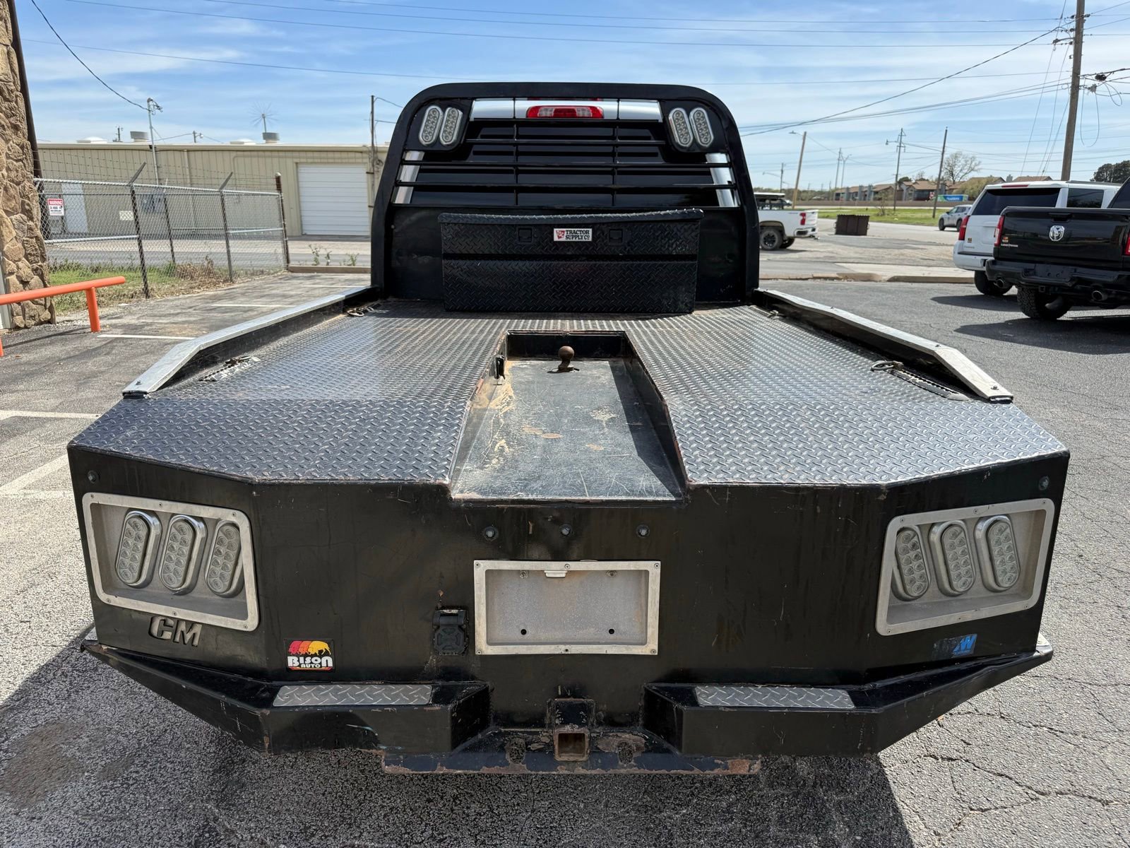Used 2018 Chevrolet Silverado 3500 LT w/ LT Convenience Package image 4