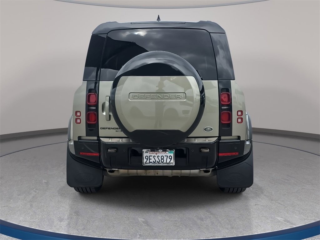 Used 2023 Land Rover Defender 110 X-Dynamic SE image 6
