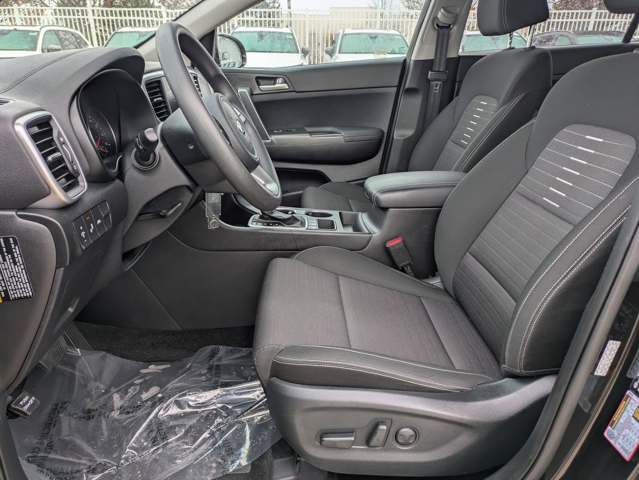 Used 2020 Kia Sportage LX w/ LX Popular Package image 12