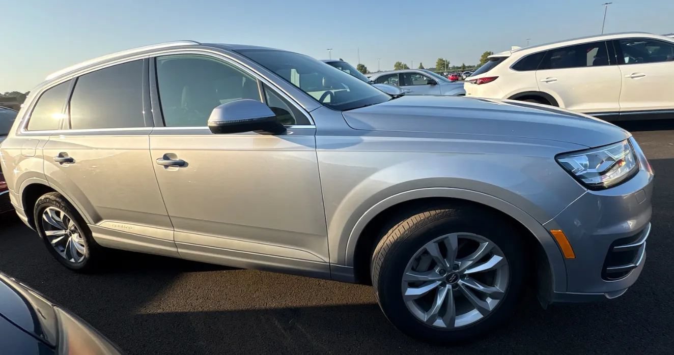 Used 2019 Audi Q7 3.0T Premium w/ Convenience Package AWD/4WD image 8