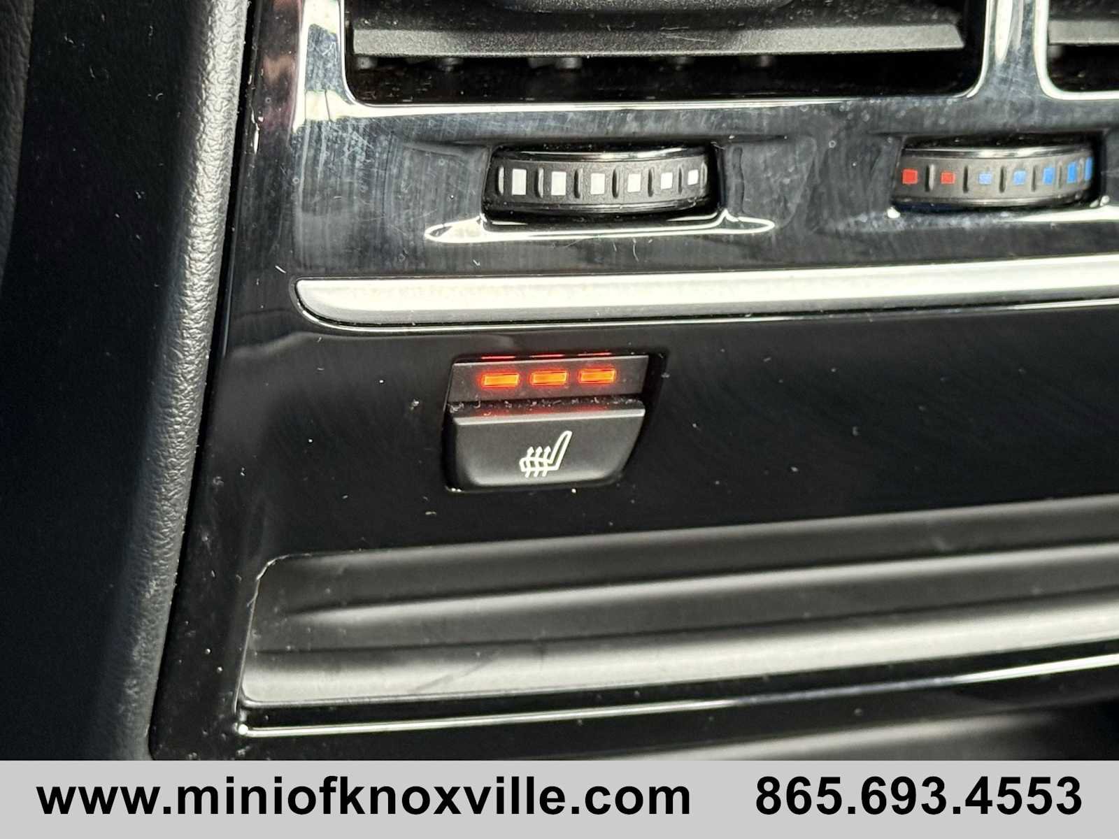 Used 2019 BMW 530i xDrive w/ Premium Package image 32