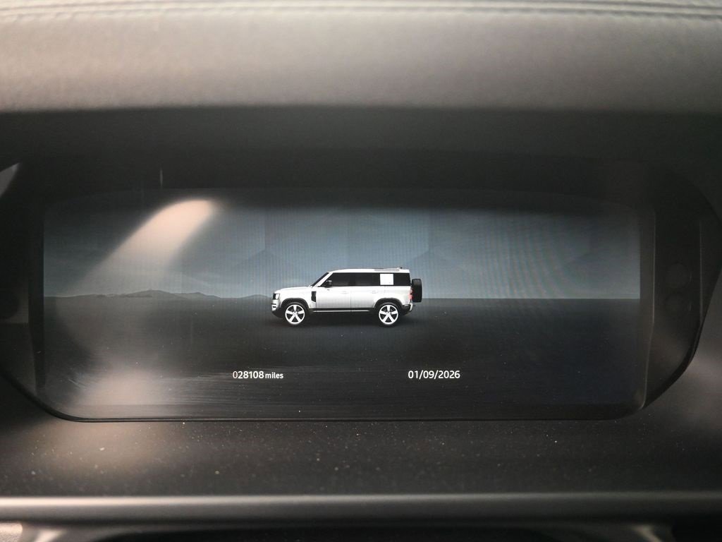 Used 2023 Land Rover Defender 110 S image 6
