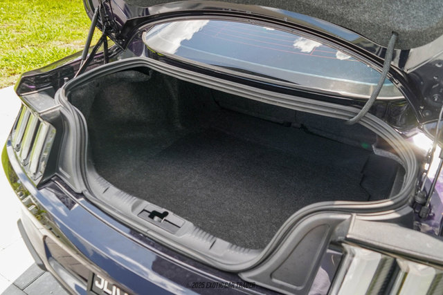 Used 2022 Ford Mustang Shelby GT500 w/ Technology Package image 83