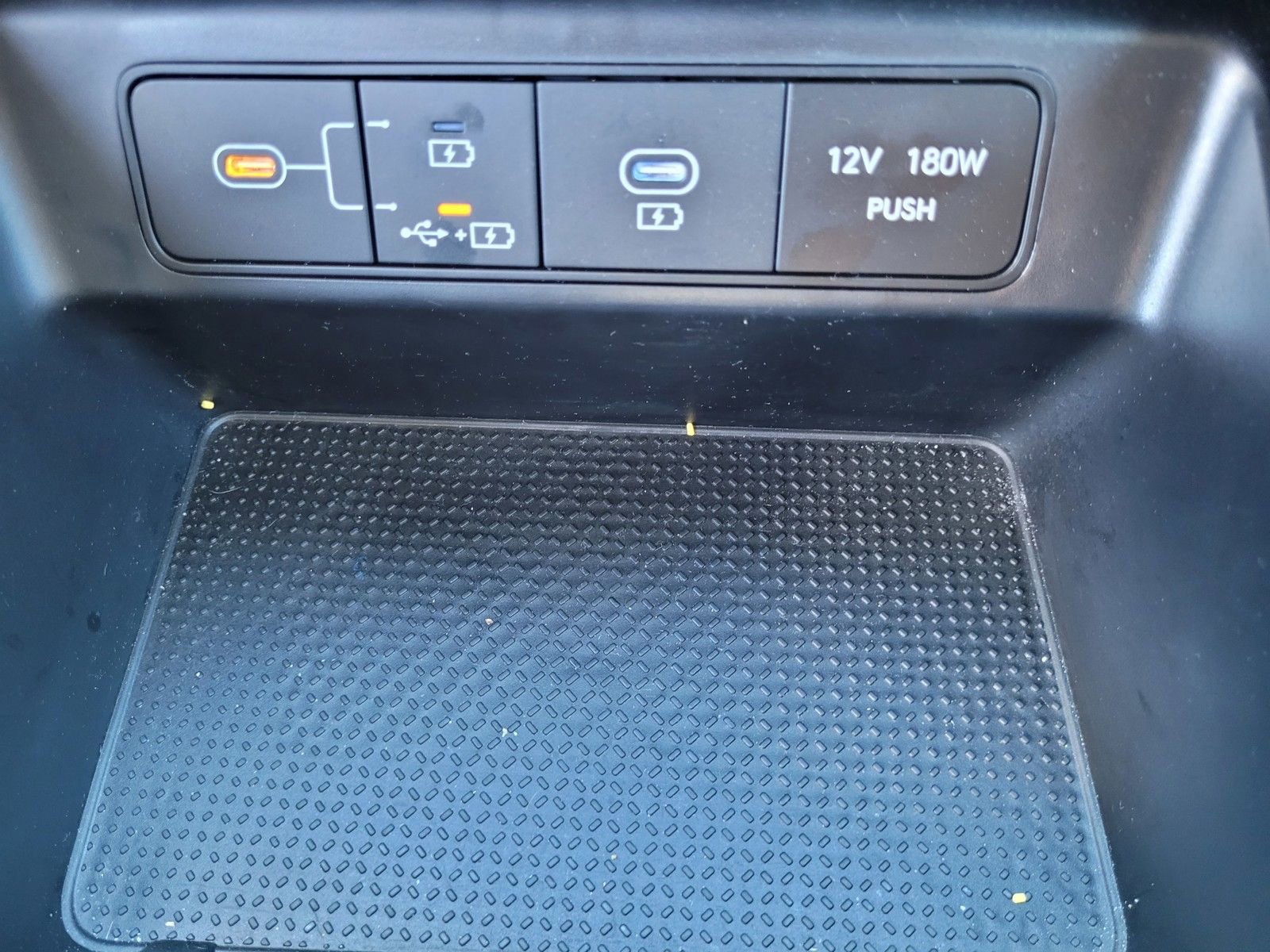 Certified 2025 Hyundai Tucson SE FWD image 24