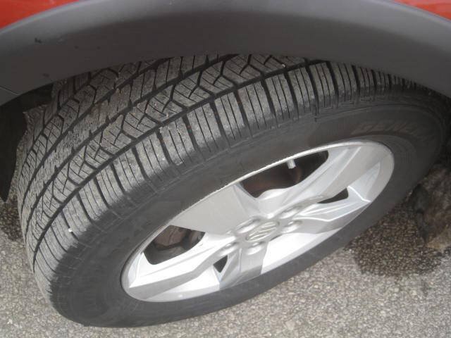 Used 2012 Suzuki SX4 Premium AWD/4WD image 32