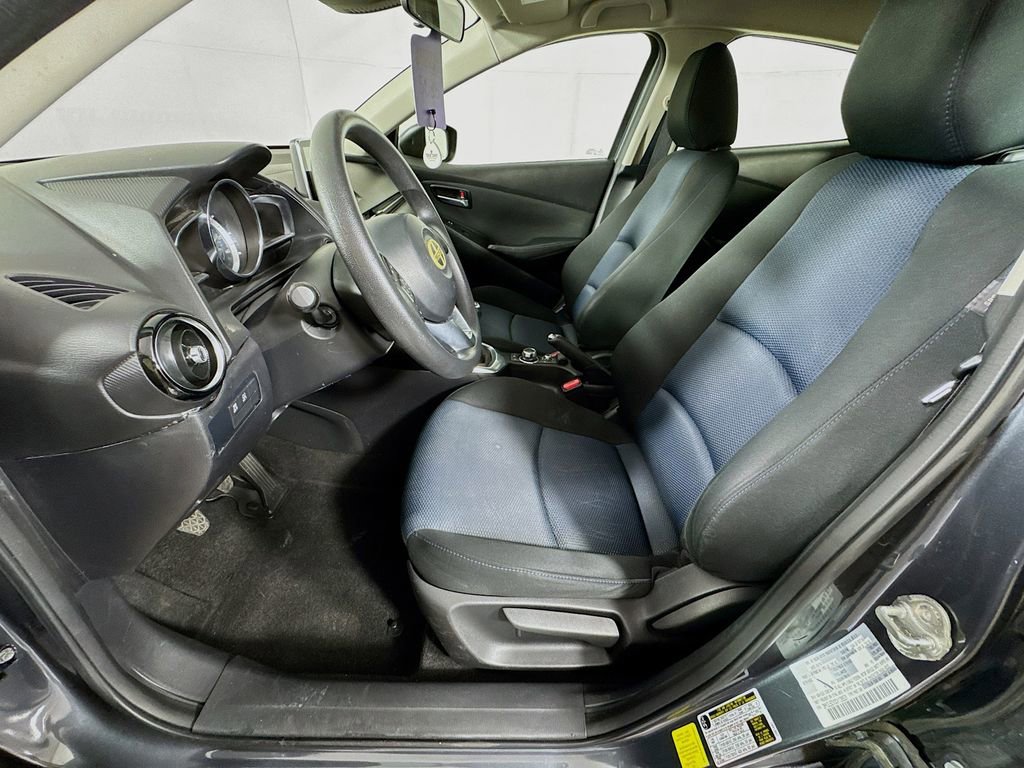 Used 2016 Scion iA Base image 24