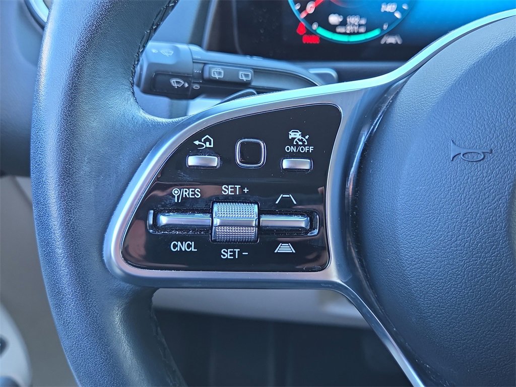 Certified 2023 Mercedes-Benz EQB 300 4MATIC image 21