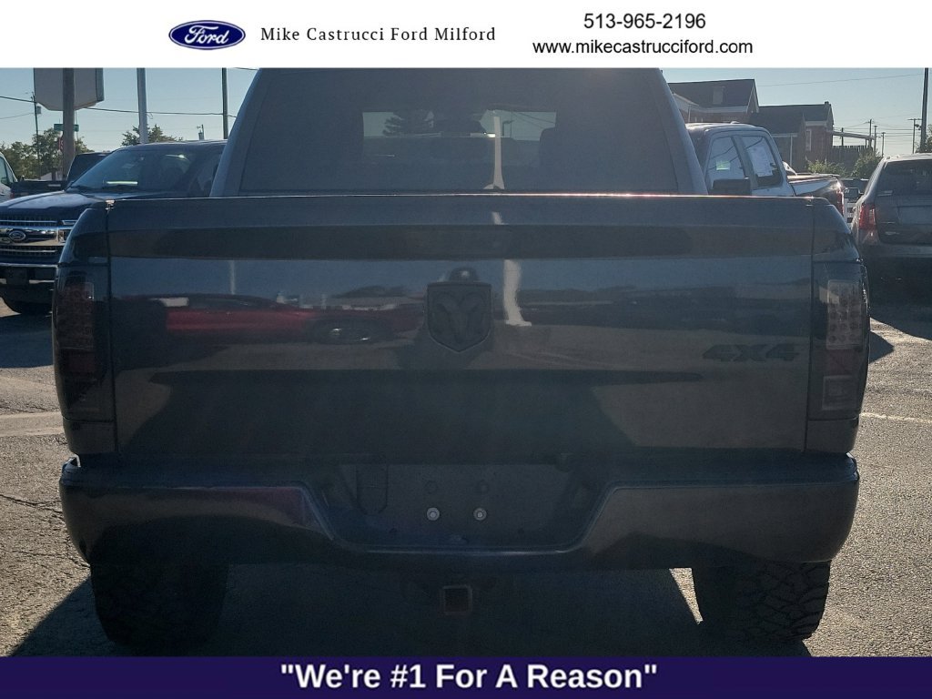 Used 2018 RAM 1500 Express w/ Express Value Package AWD/4WD image 4