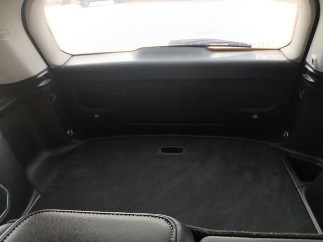 Used 2023 Jeep Grand Cherokee Limited w/ Black Appearance Package AWD/4WD image 37