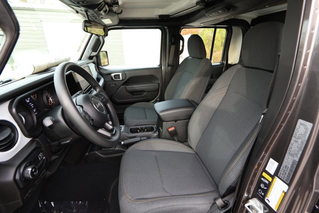 New 2026 Jeep Gladiator Sport image 22