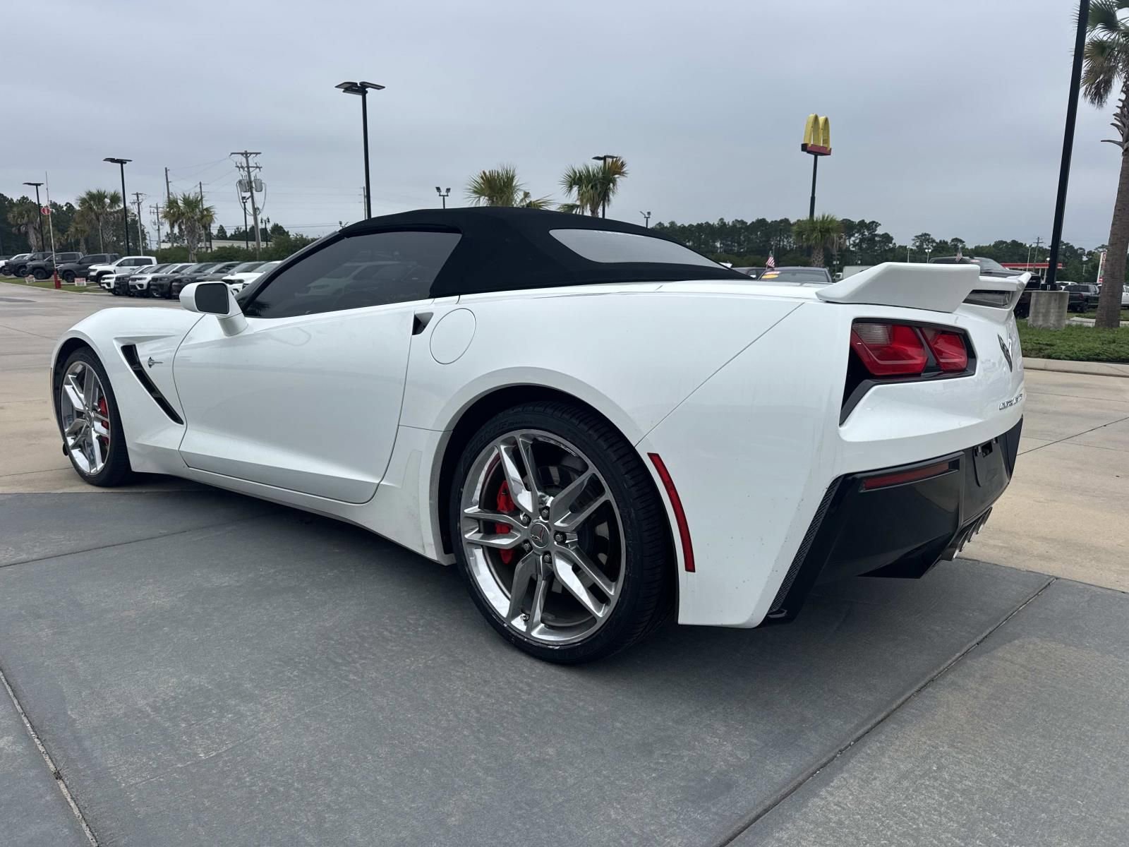 Used 2019 Chevrolet Corvette Stingray Convertible w/ Battery Protection Package RWD image 5
