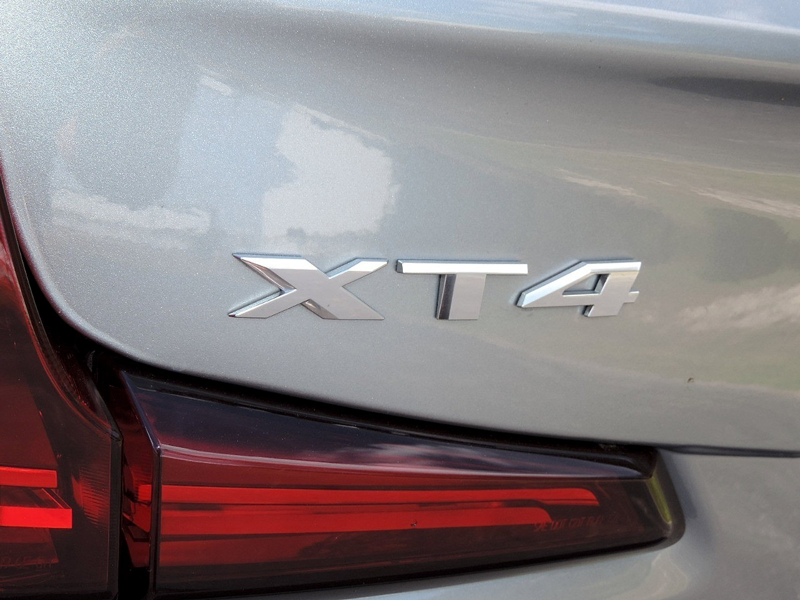 Certified 2025 Cadillac XT4 Premium Luxury FWD image 10