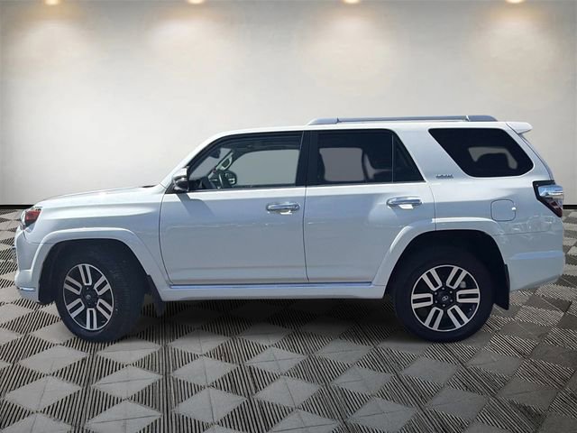 Used 2018 Toyota 4Runner Limited AWD/4WD image 8