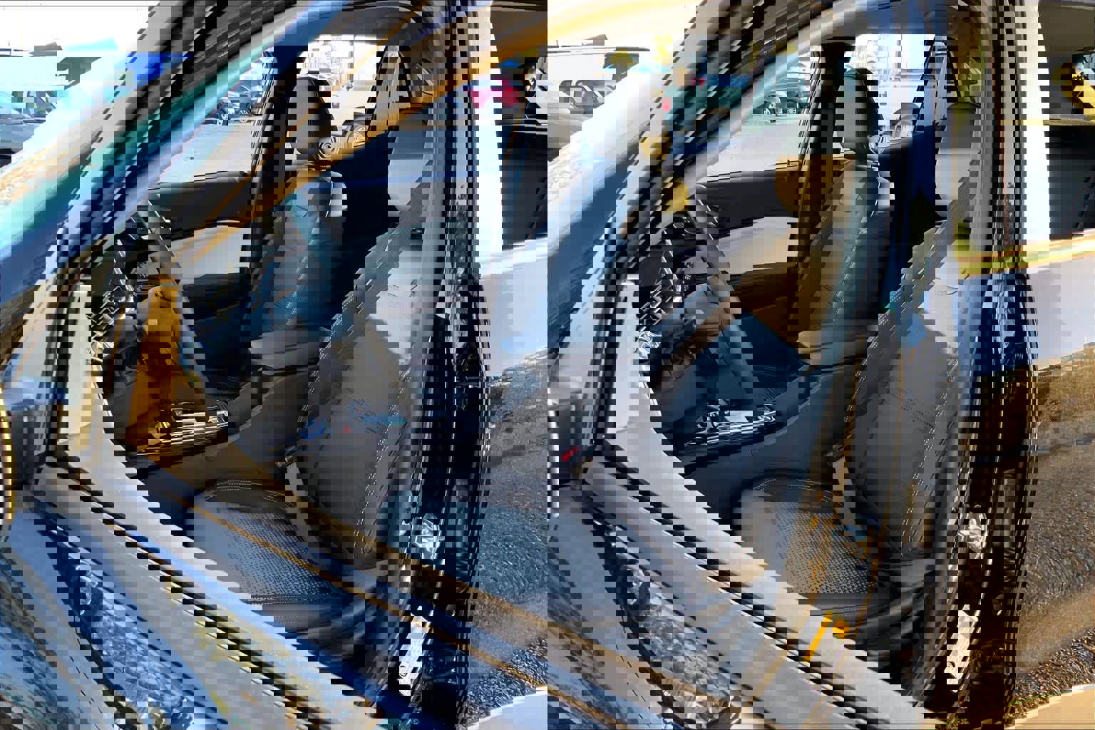 Used 2025 Chevrolet Trax LT w/ LT Convenience Package image 7