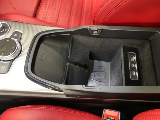 Used 2024 Alfa Romeo Stelvio Ti w/ Performance Driving Package image 16