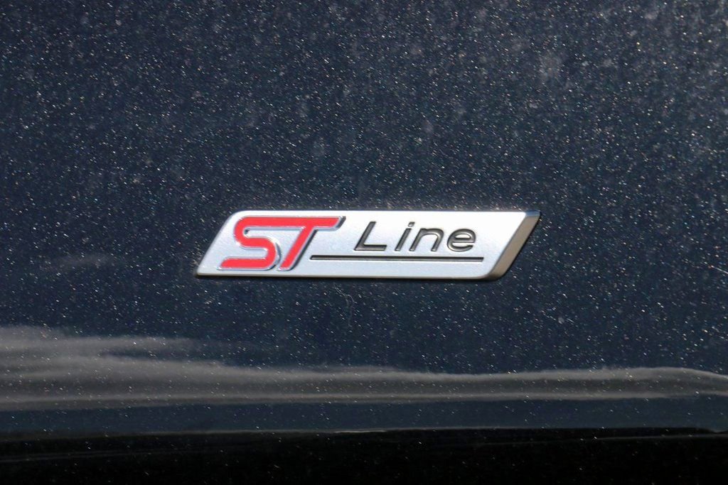 New 2026 Ford Explorer ST-Line w/ ST-Line Street Pack image 9