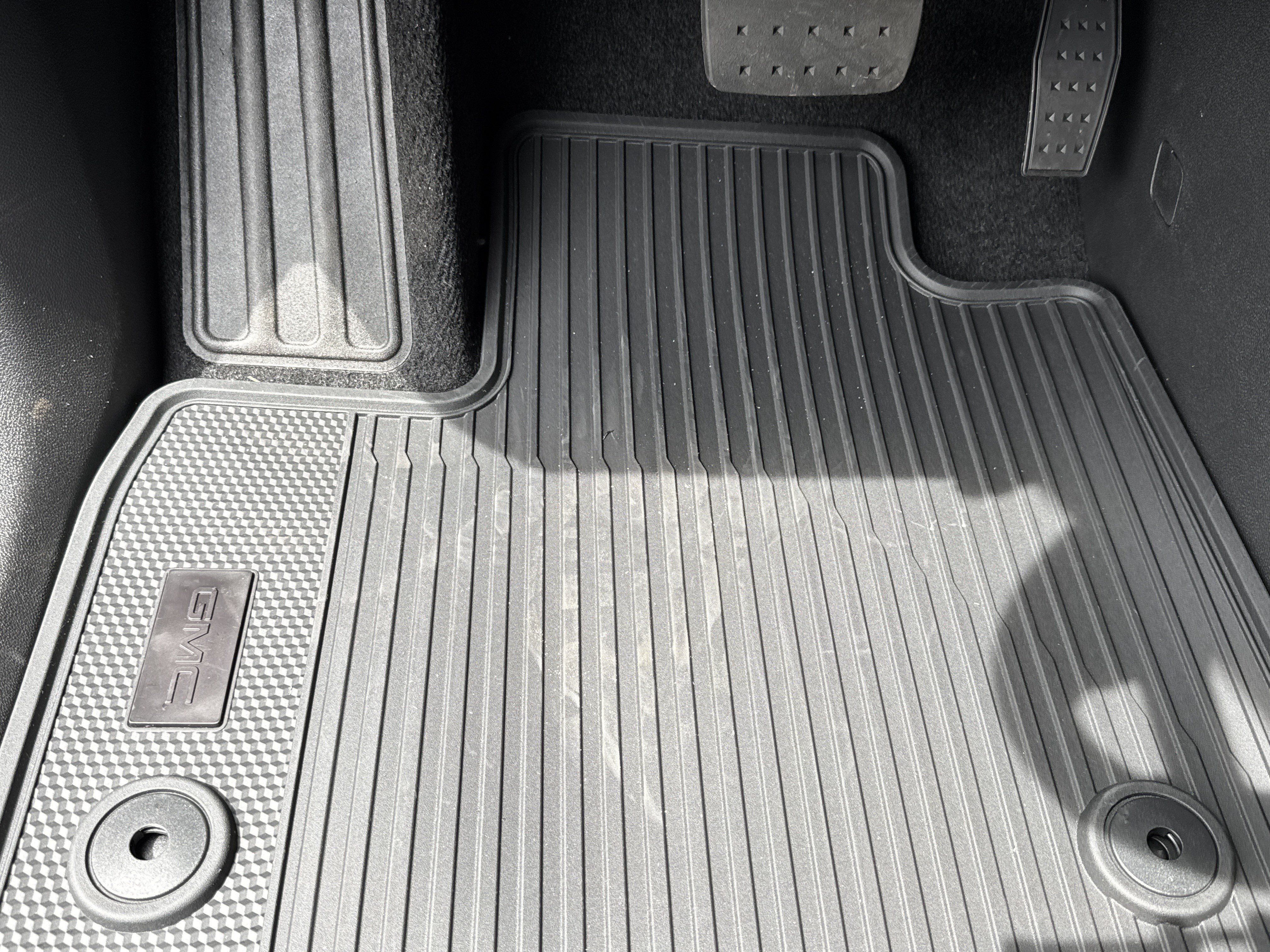 New 2026 GMC Acadia Elevation w/ Black Edition FWD image 17