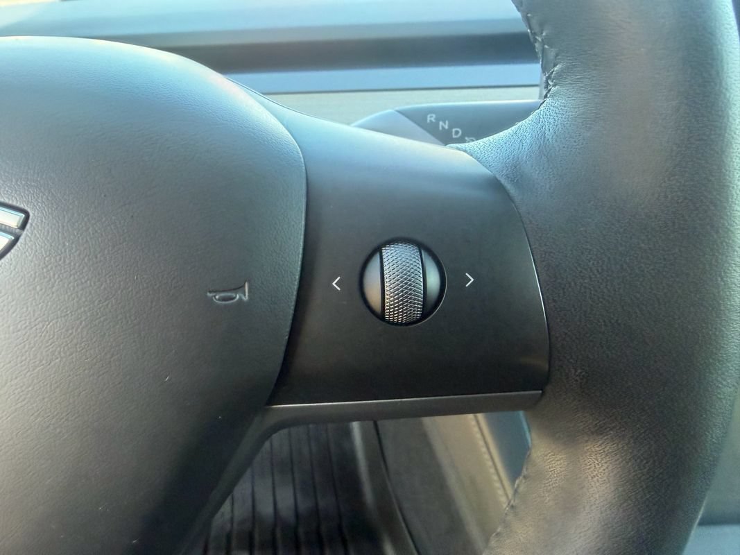 Used 2023 Tesla Model 3 Performance AWD/4WD image 36