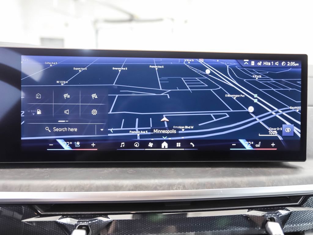 Used 2026 BMW X7 xDrive40i image 14