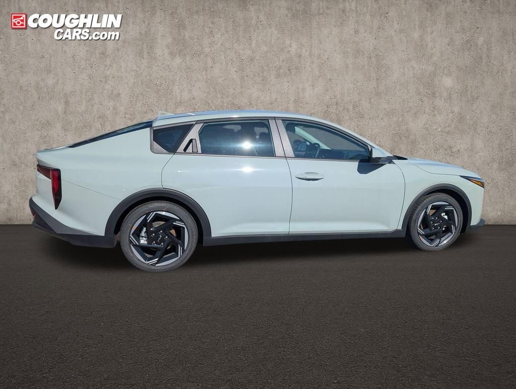 New 2026 Kia K4 EX image 8