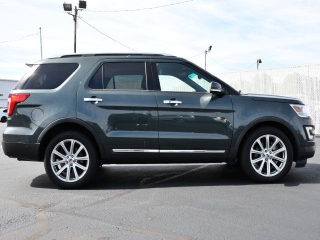 Used 2016 Ford Explorer Limited w/ Equipment Group 301A AWD/4WD image 8