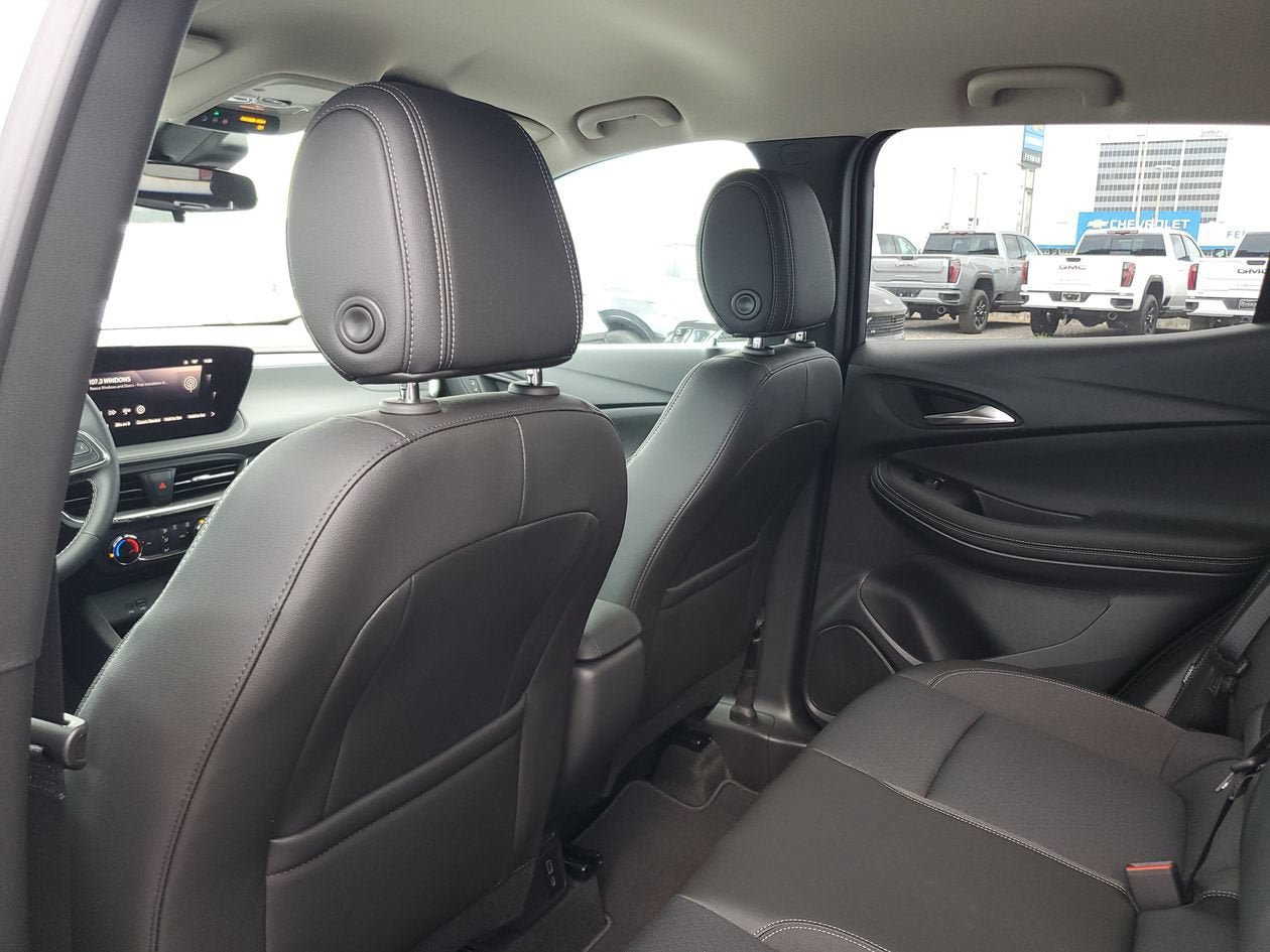 New 2026 Buick Encore GX Preferred FWD image 9
