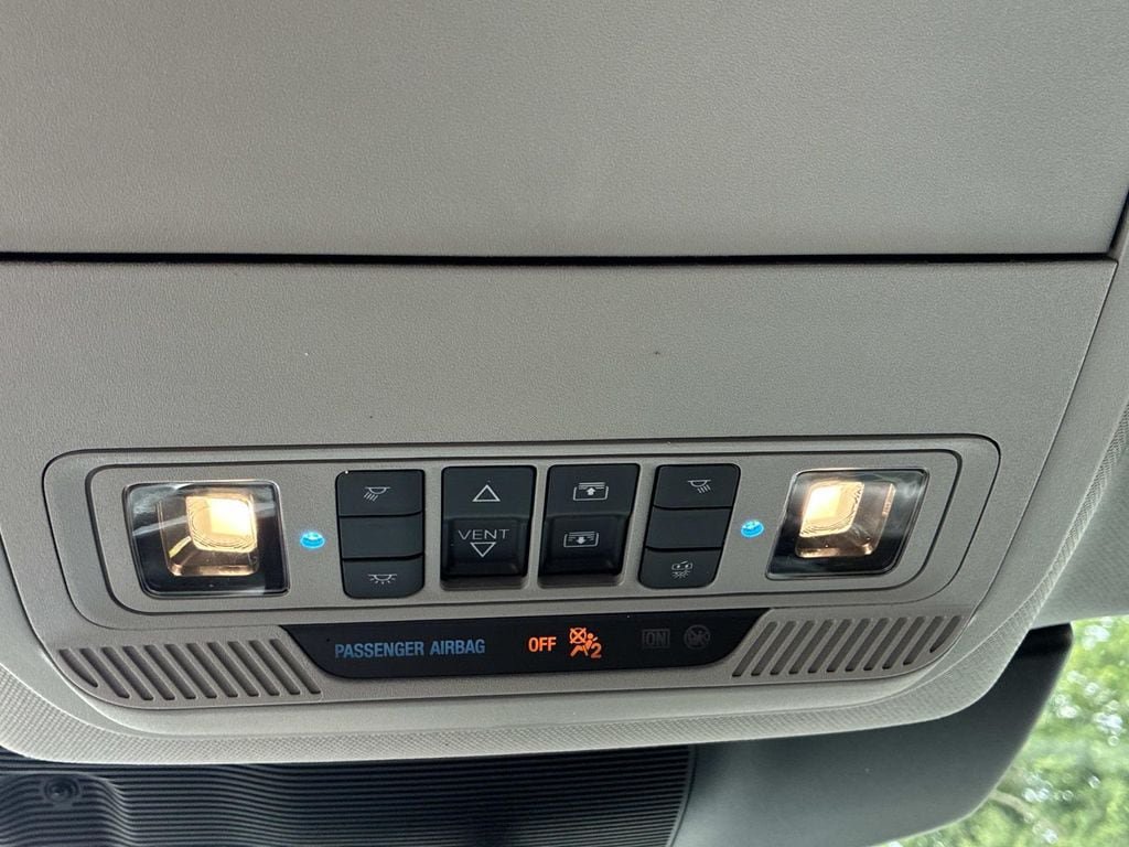 Used 2023 Ford Explorer XLT w/ Equipment Group 202A AWD/4WD image 42