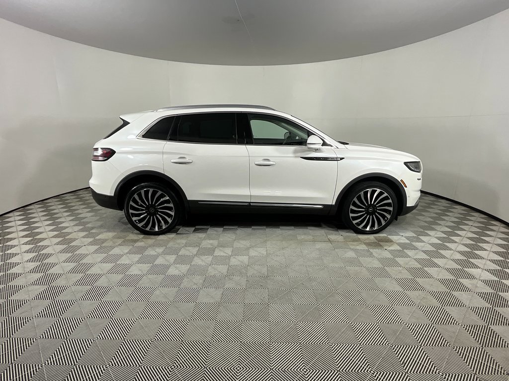 Used 2022 Lincoln Nautilus Black Label w/ Class II Trailer Tow Package image 5