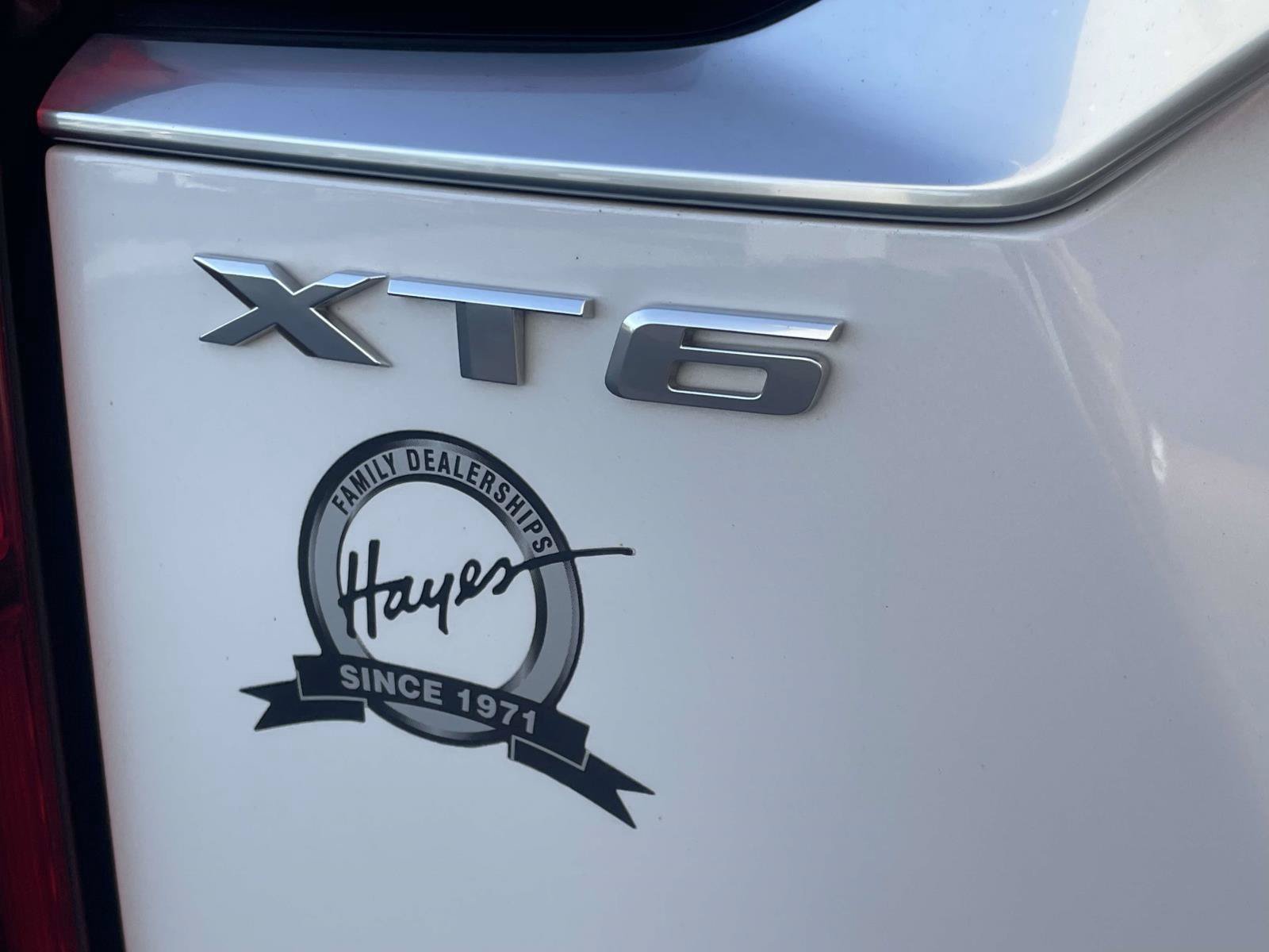 Used 2020 Cadillac XT6 Premium Luxury AWD/4WD image 7
